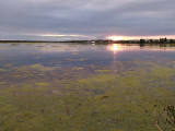 Закат солнца на озере Вадское